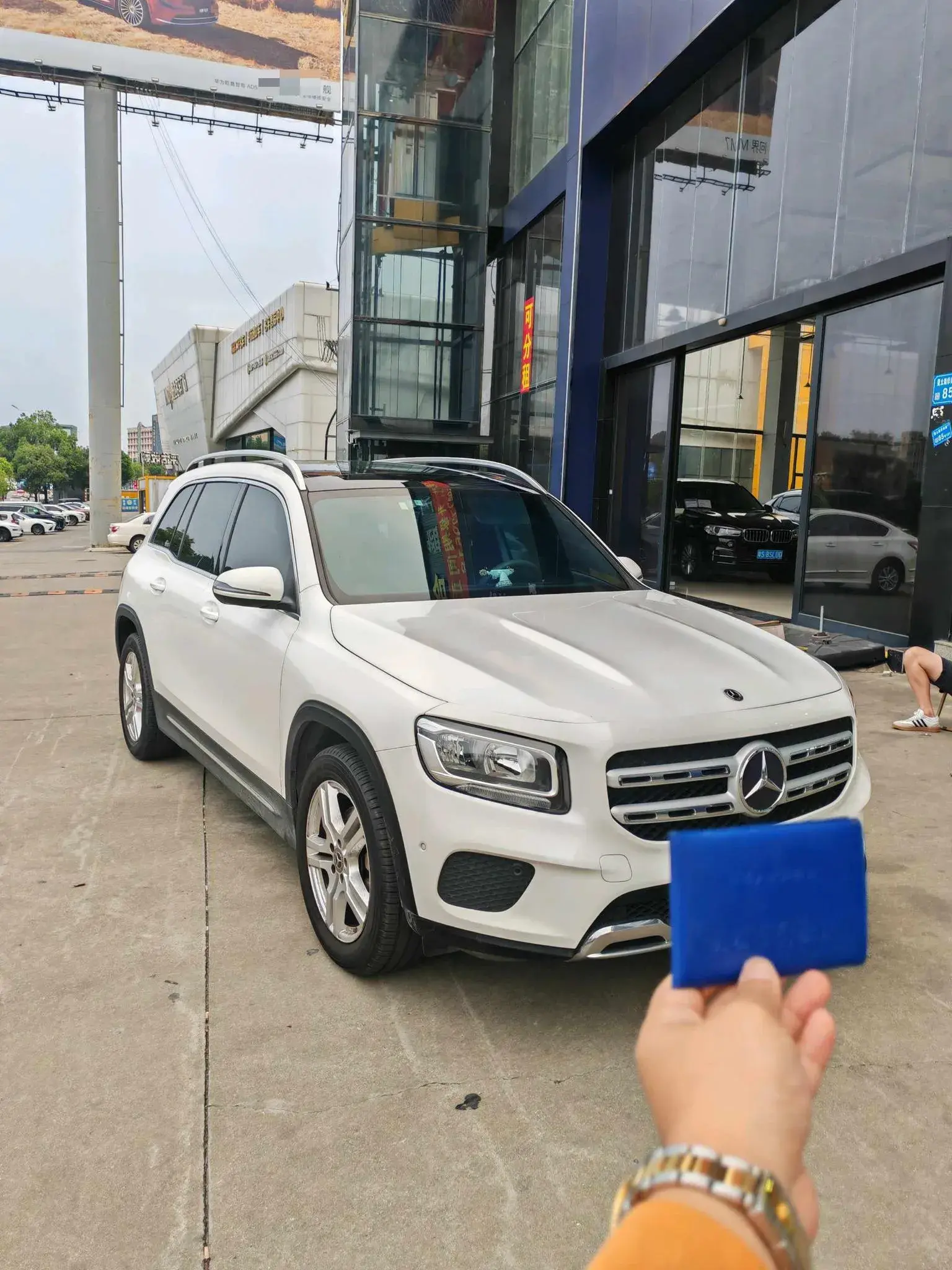 2020 MERCEDES-BENZ GLB thumbnail 3