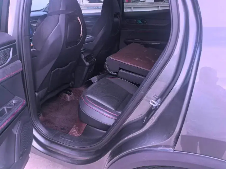 2020 LYNK&CO 05 thumbnail 4