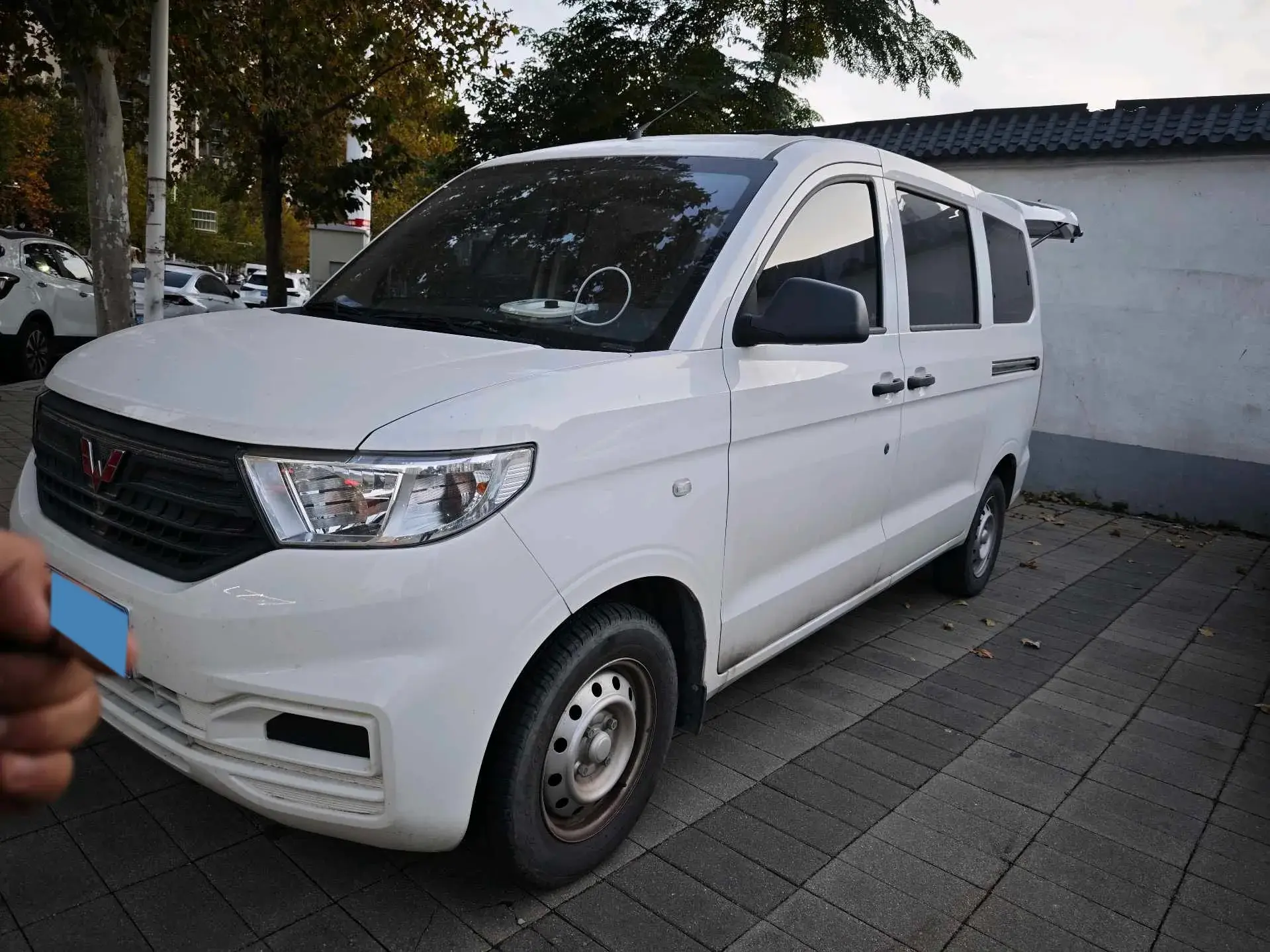 2022 WULING HONGGUANG view 1