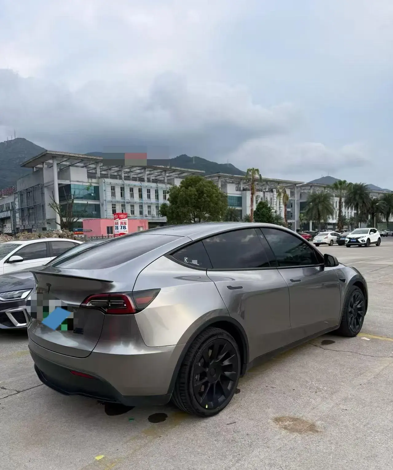 2021 TESLA MODEL thumbnail 2