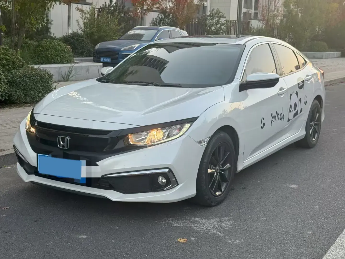 2019 HONDA CIVIC view 1