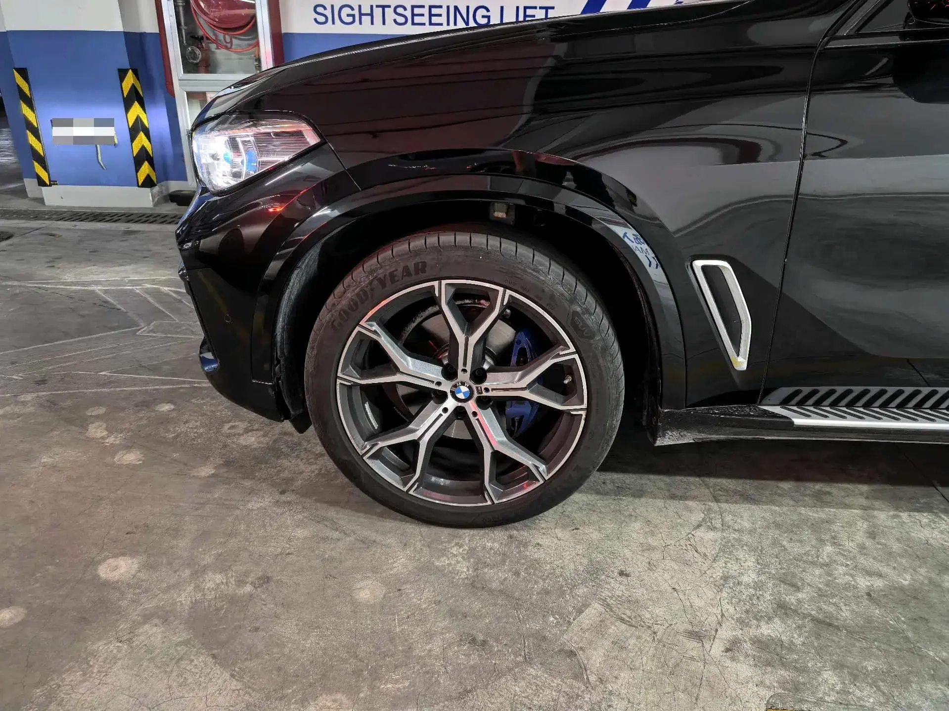 2022 BMW X5 thumbnail 2