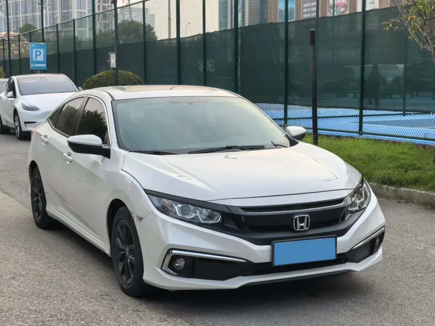 2019 HONDA CIVIC thumbnail 3