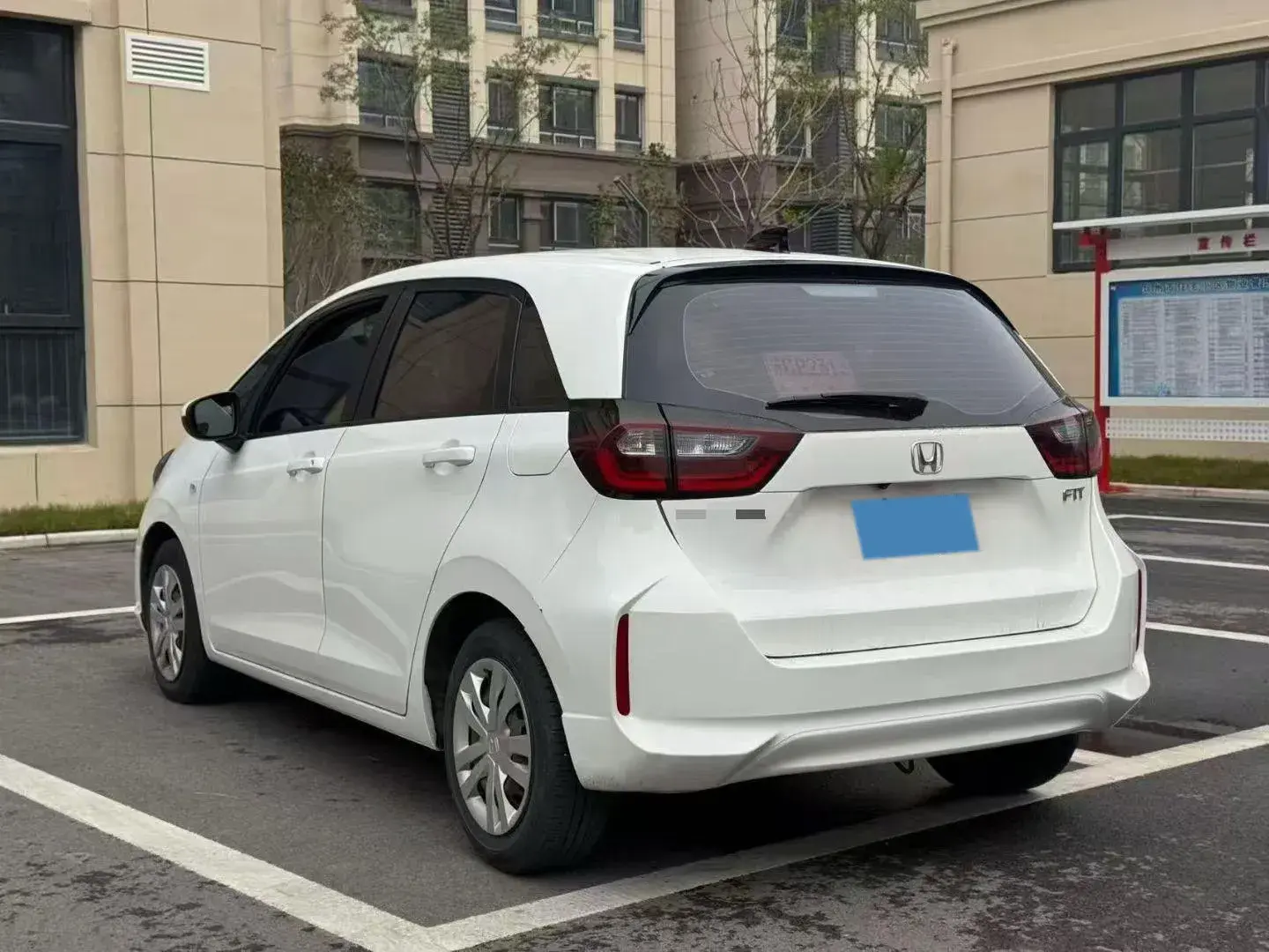 2021 HONDA FIT thumbnail 4
