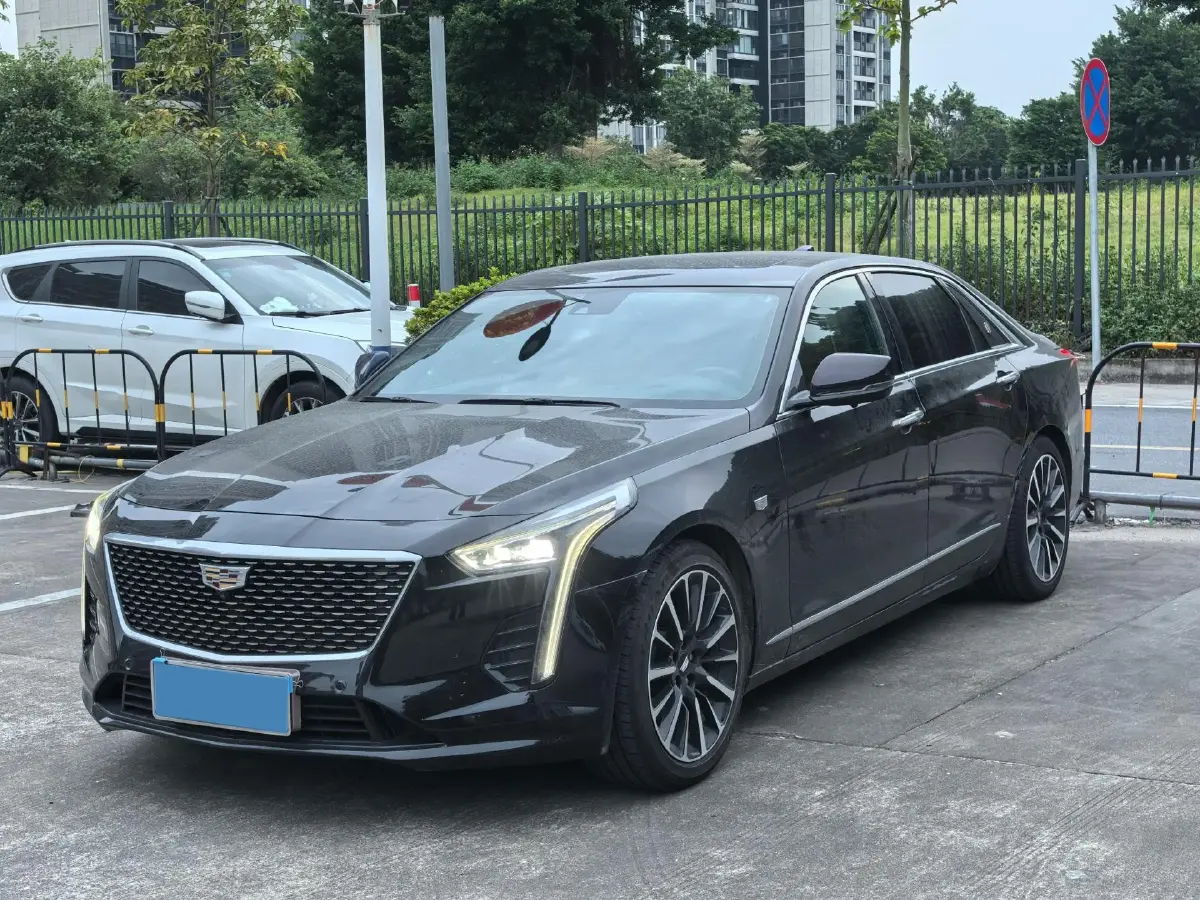 2020 Cadillac CT6 2.0T 241HP L4 10AT