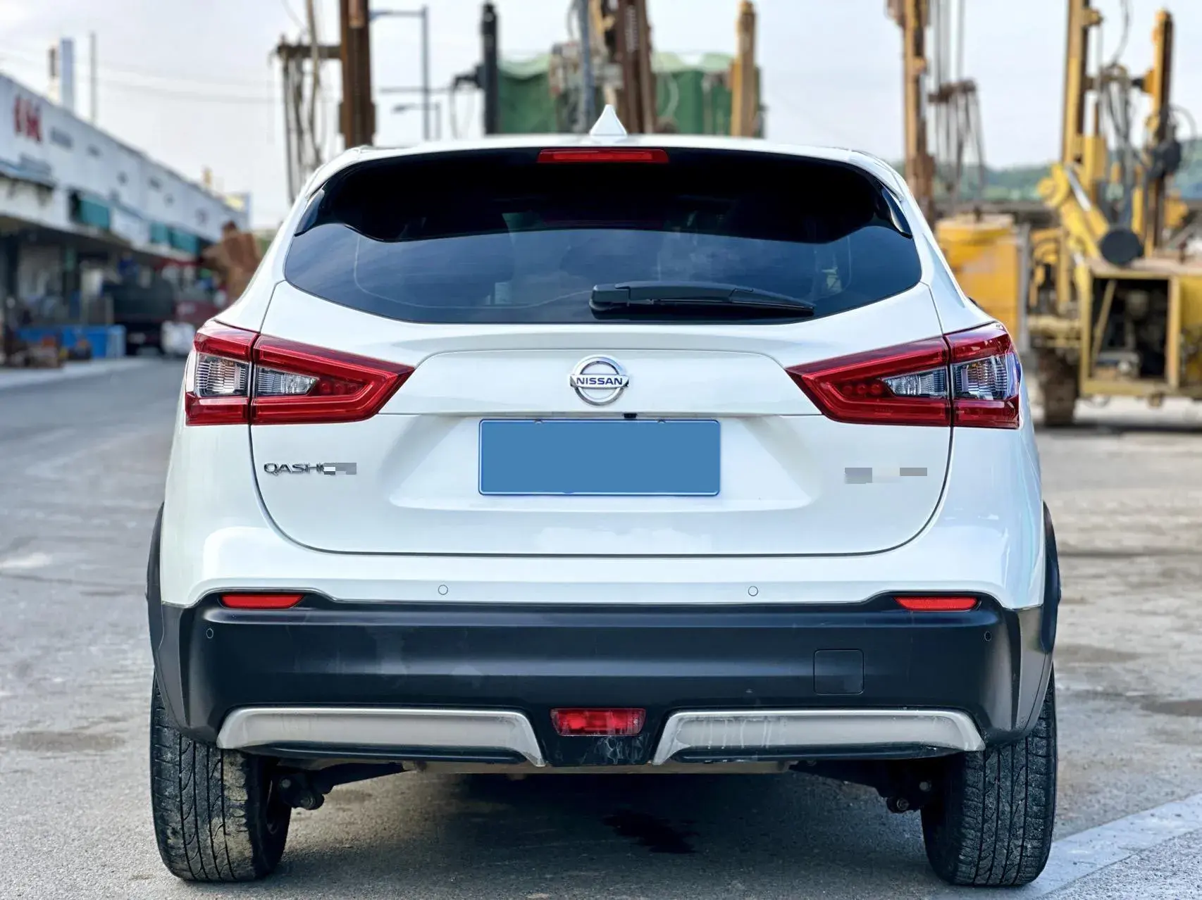 2021 NISSAN QASHQAI thumbnail 3
