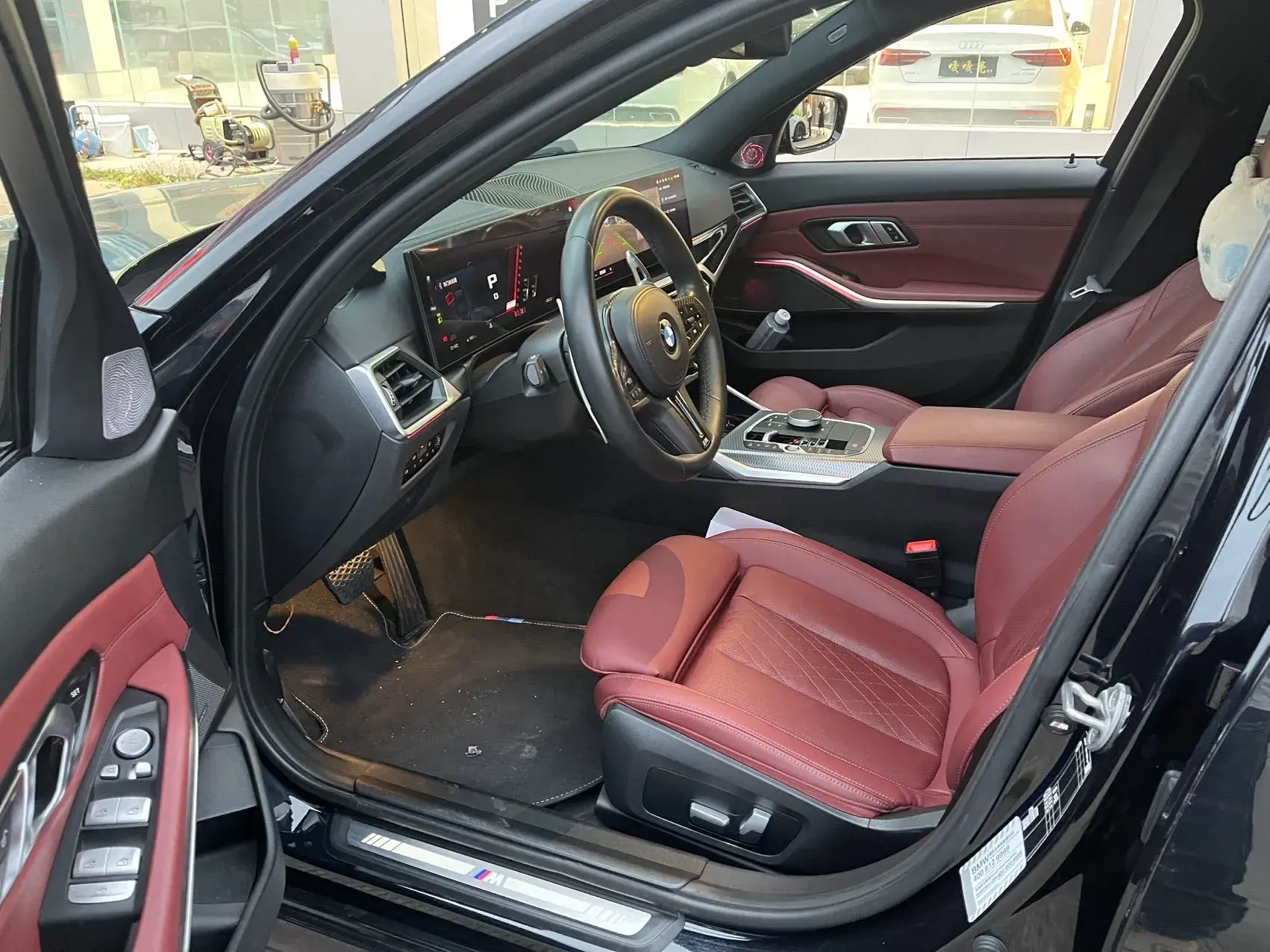 2023 BMW 3 thumbnail 4