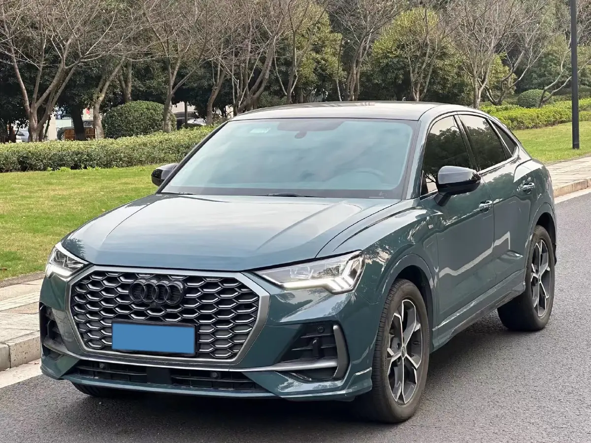 2024 Audi Q3 Sportback 2.0T 186HP L4 7DCT