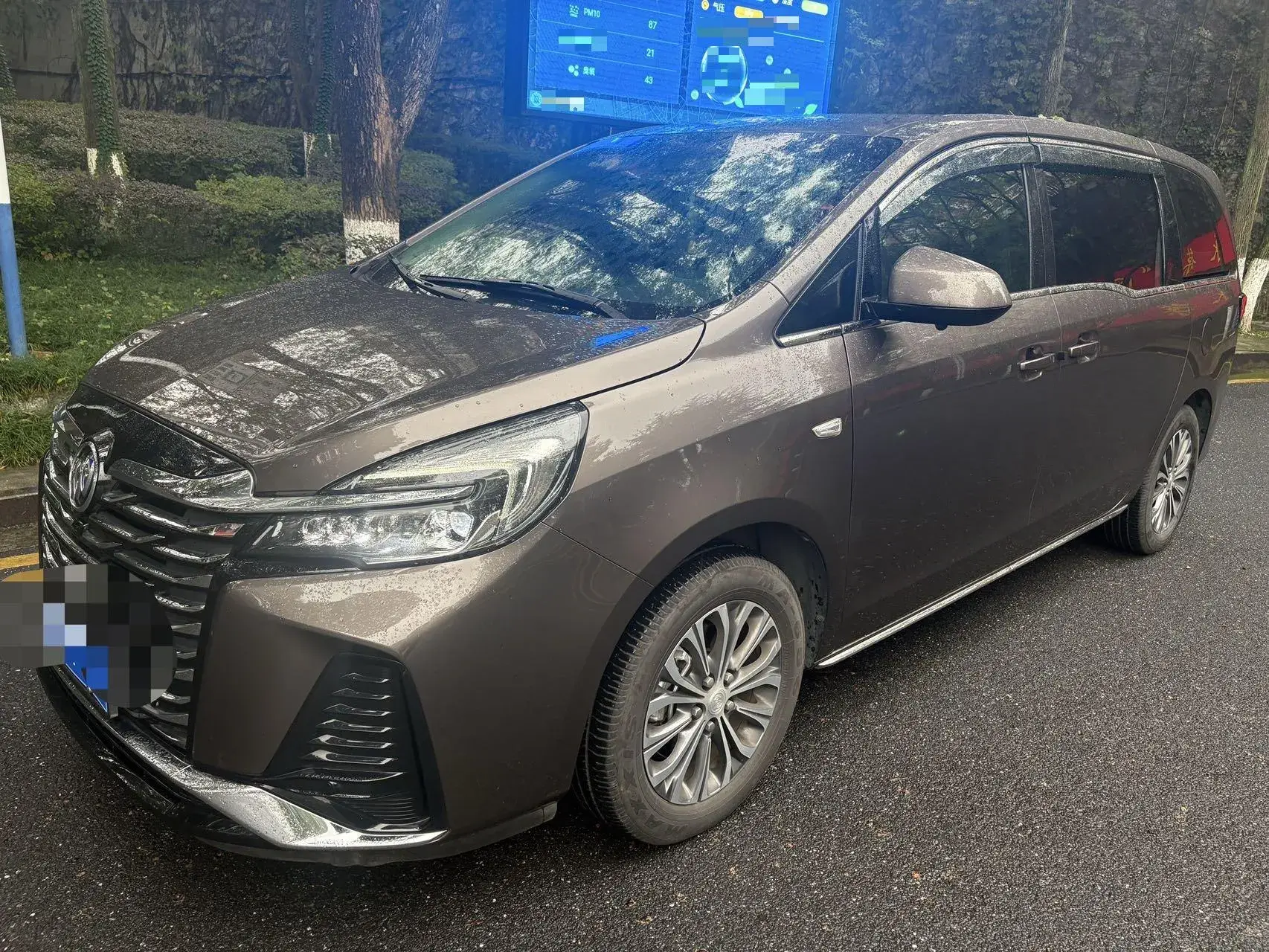 2023 BUICK GL8 view 1