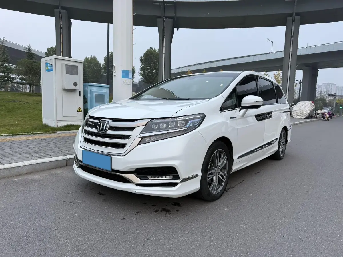 2019 Honda Elysioin 2.0L 146HP L4 E-CVT Hybrid