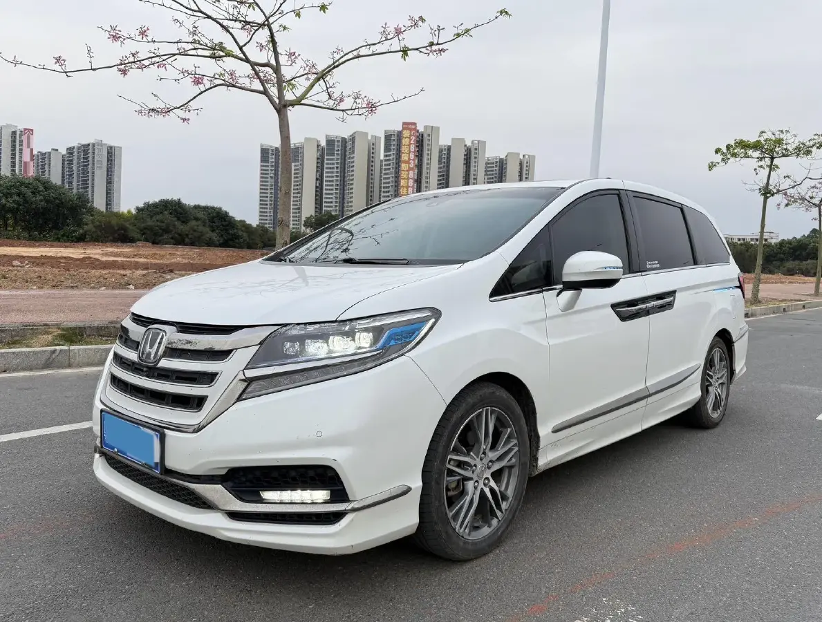 2019 Honda Elysioin 2.0L 146HP L4 E-CVT Hybrid