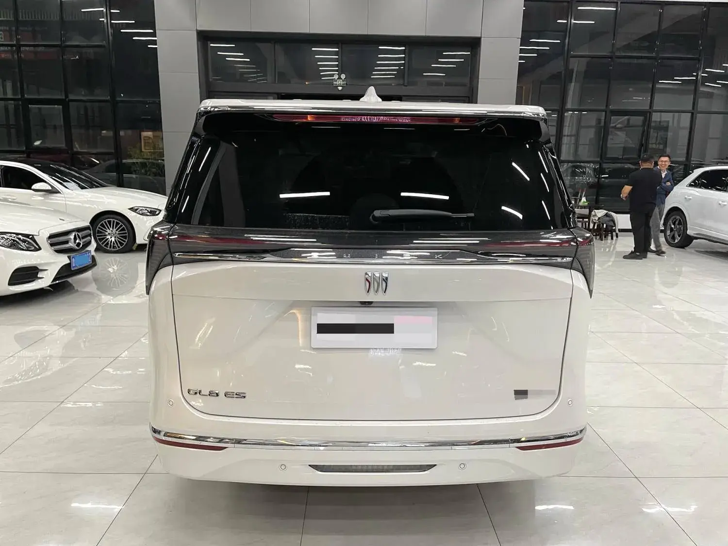 2025 BUICK GL8 thumbnail 3