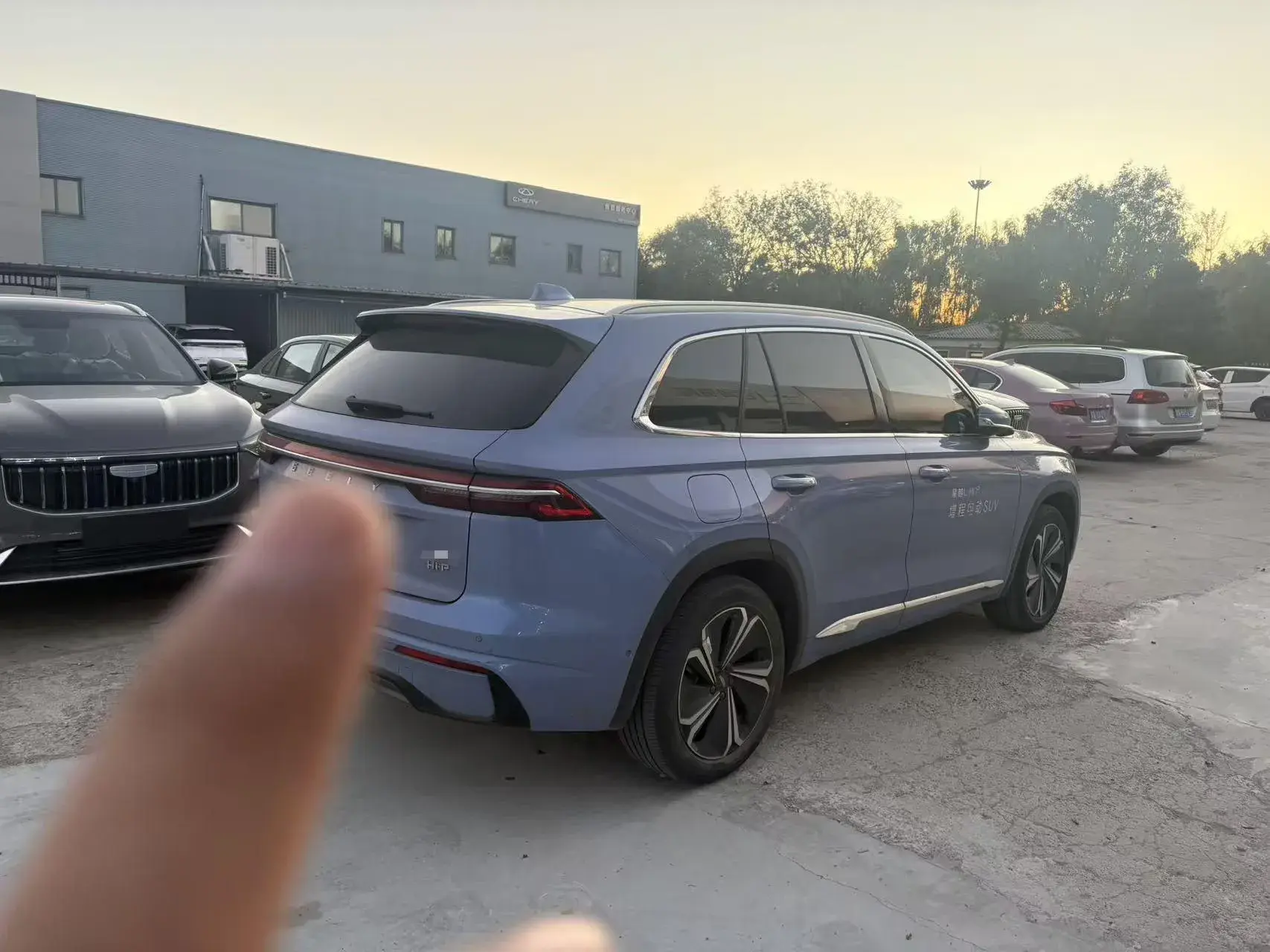 2022 GEELY MONJARO thumbnail 4