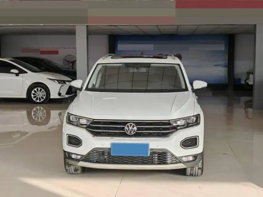 2022 VOLKSWAGEN T-ROC thumbnail 2