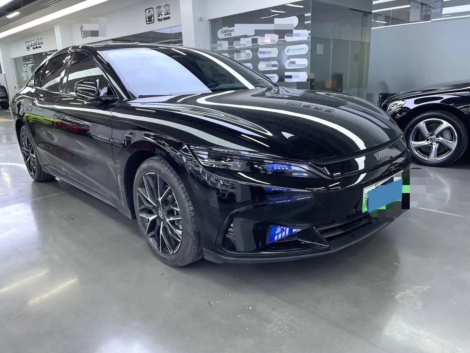 2025 BYD HAN thumbnail 3