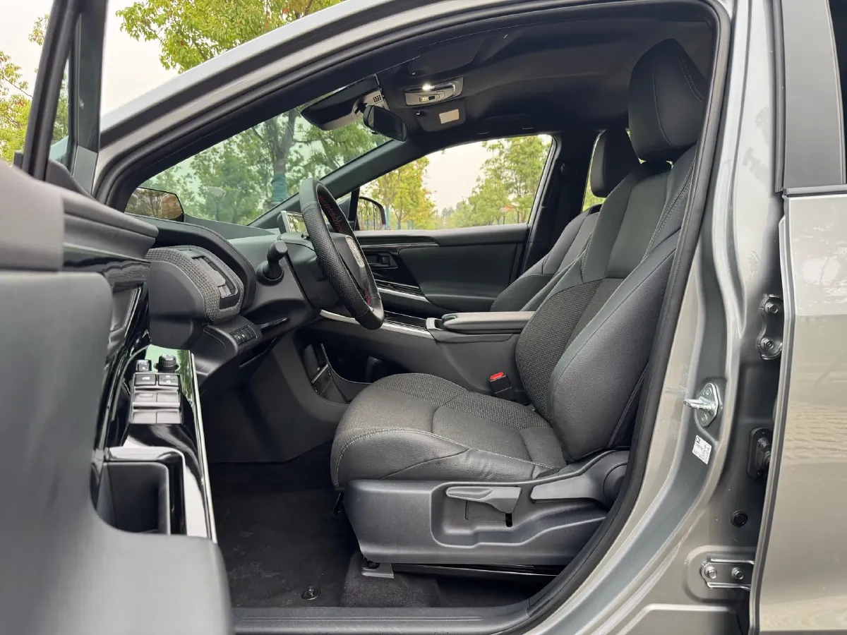 2024 Toyota BZ4X BEV 66.7KWH,autocango,china used car exporter,china ev exporter,chinese used car exporter,chinese used ev exporter