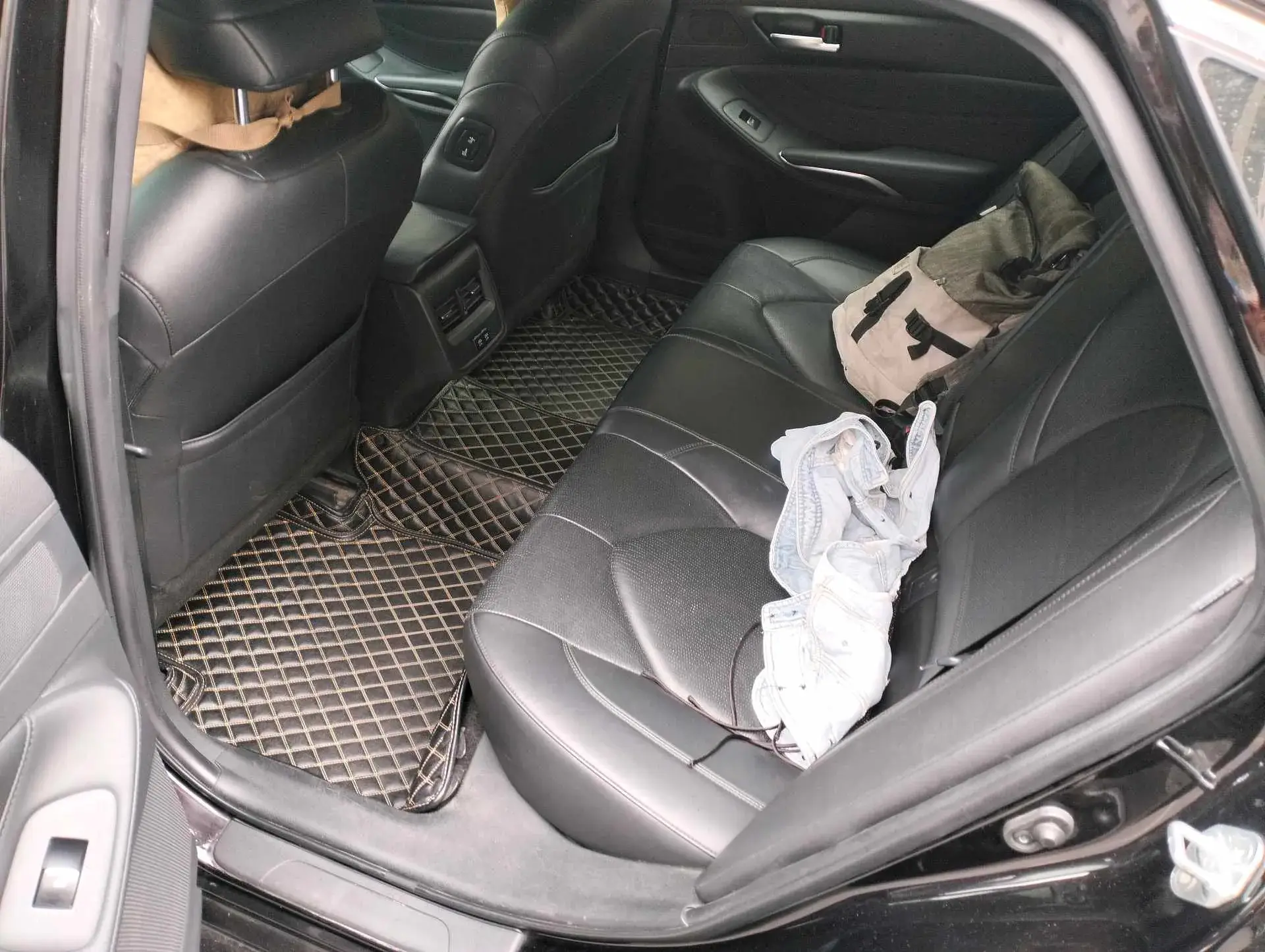 2019 TOYOTA AVALON thumbnail 3