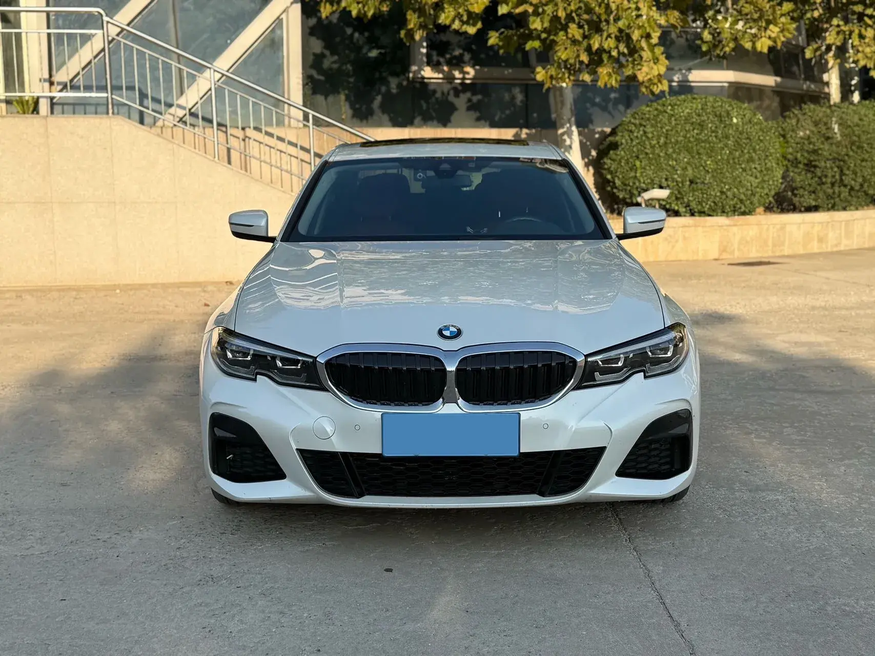 2021 BMW 3 thumbnail 2
