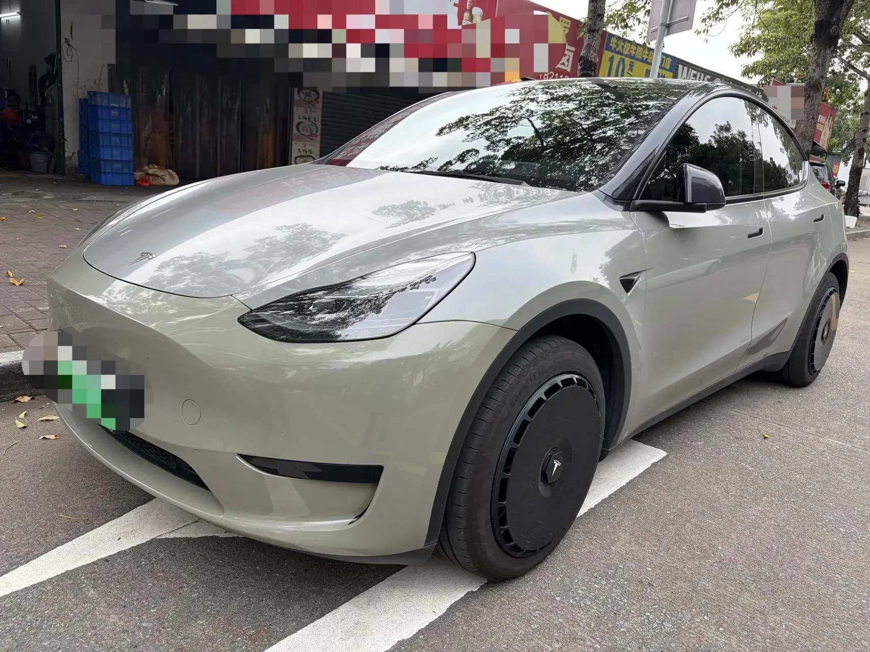 2024 TESLA MODEL view 1