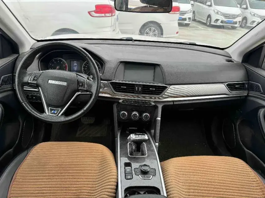 2018 HAVAL H6 thumbnail 2