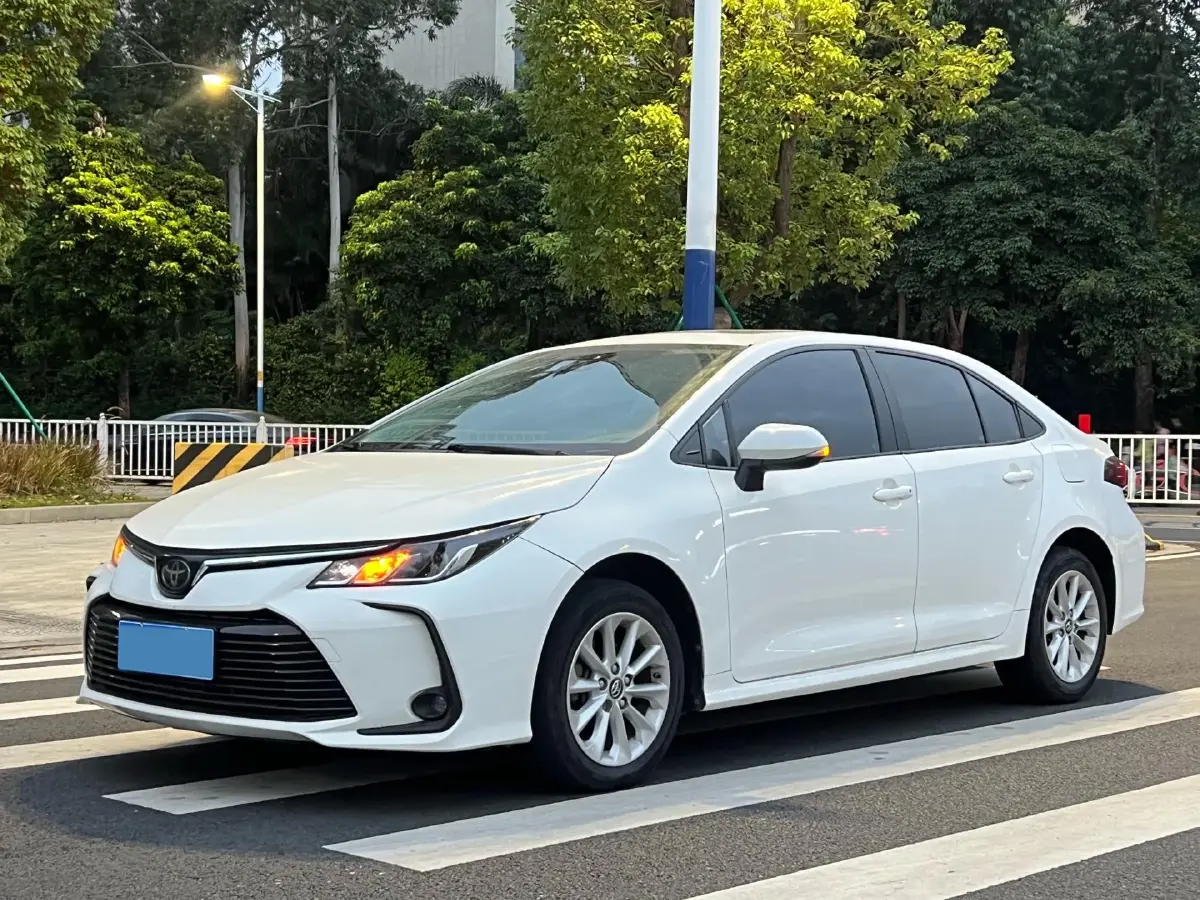 2021 Toyota Corolla 1.2T 116HP L4 CVT