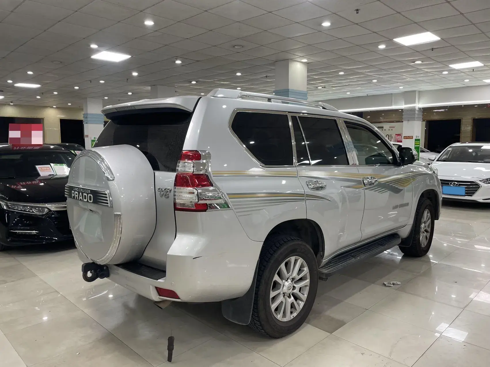 2016 TOYOTA LAND thumbnail 4