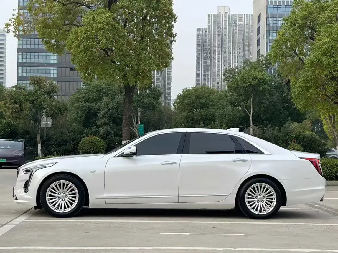 2021 CADILLAC CT6 thumbnail 3