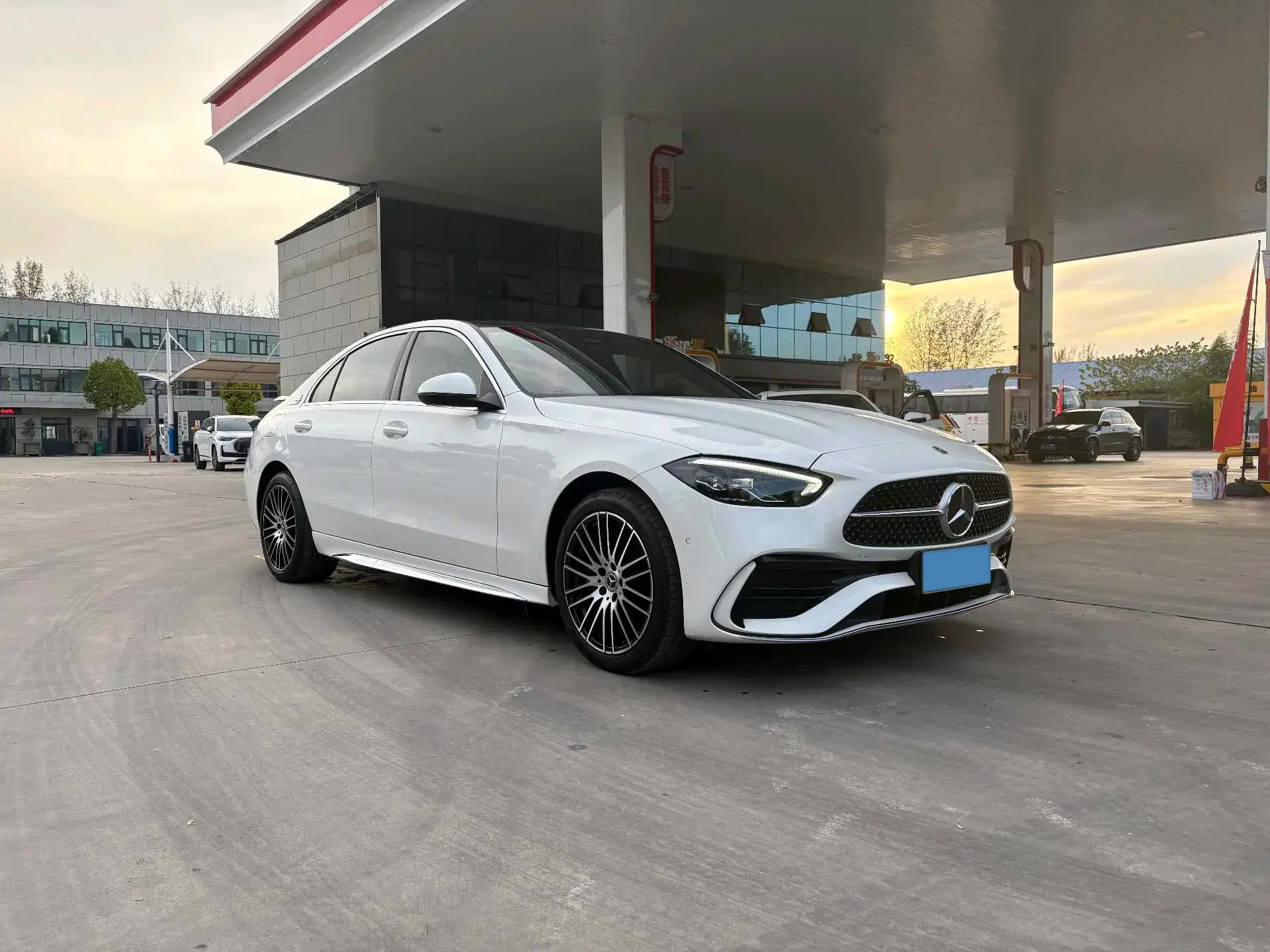 2022 MERCEDES-BENZ C thumbnail 2