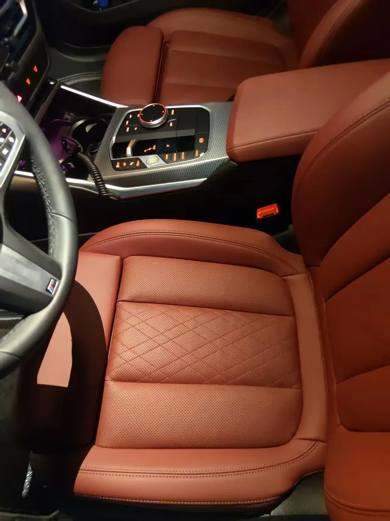 2023 BMW 3 thumbnail 3