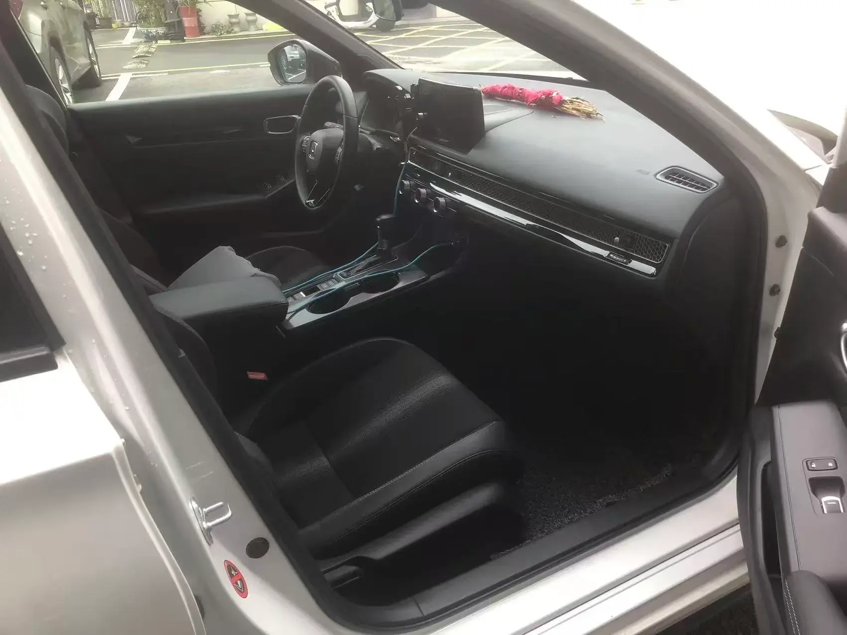 2023 HONDA CIVIC thumbnail 3