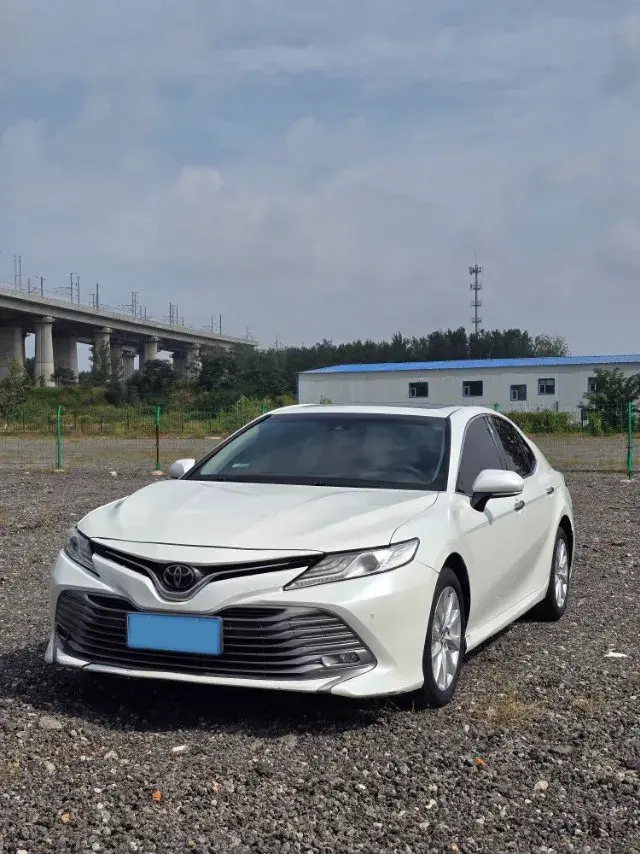 2019 Toyota Camry 2.0L 178HP L4 CVT