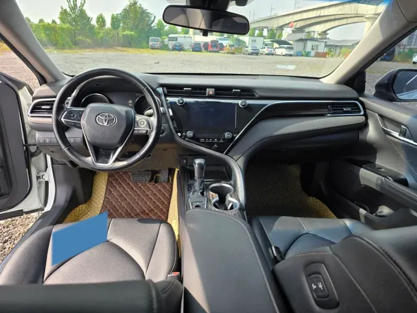 2019 TOYOTA CAMRY thumbnail 4