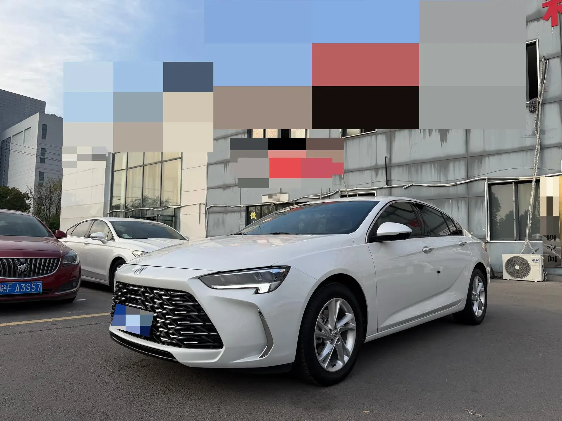 2024 BUICK REGAL view 1