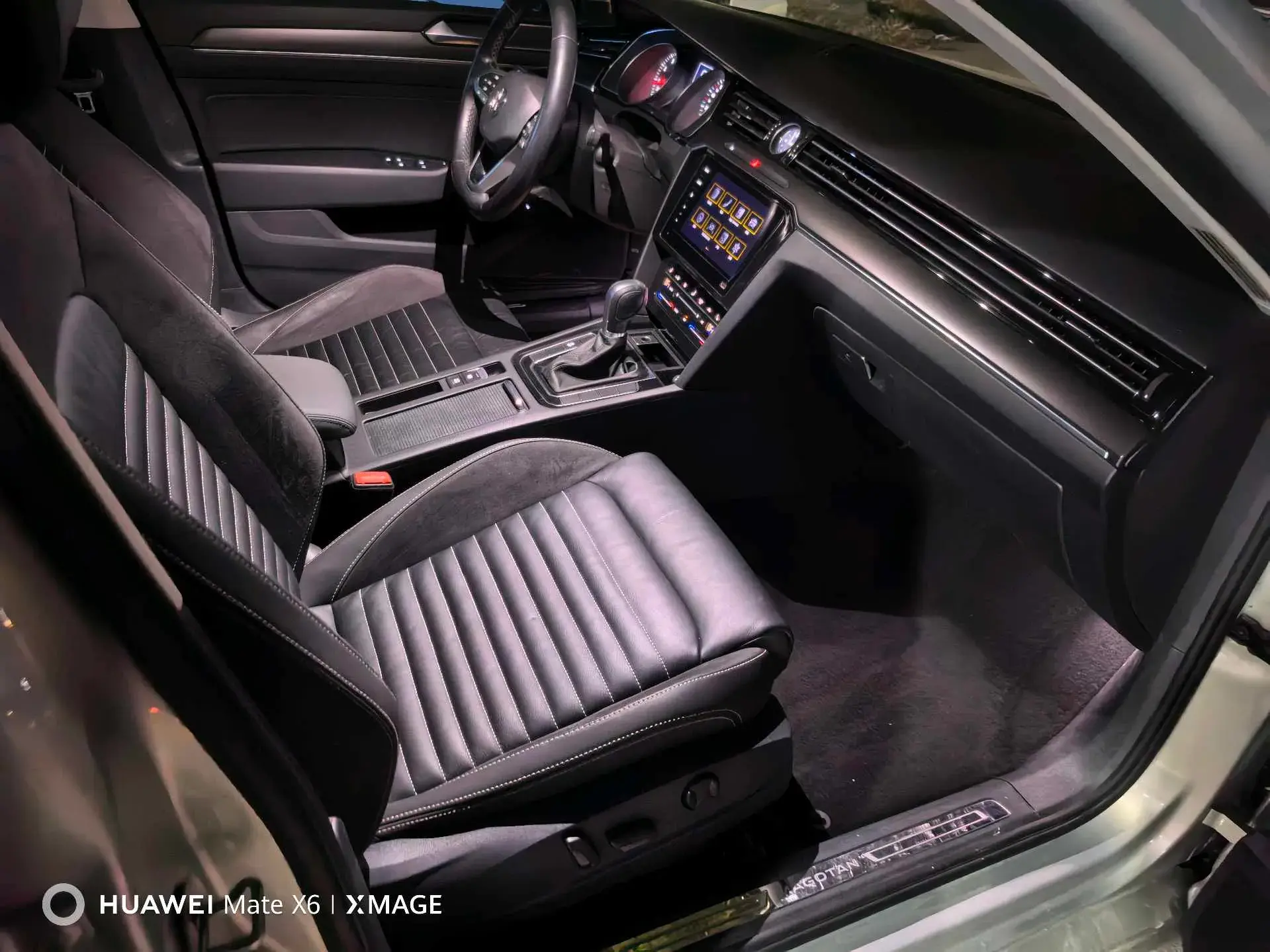 2020 VOLKSWAGEN MAGOTAN thumbnail 4