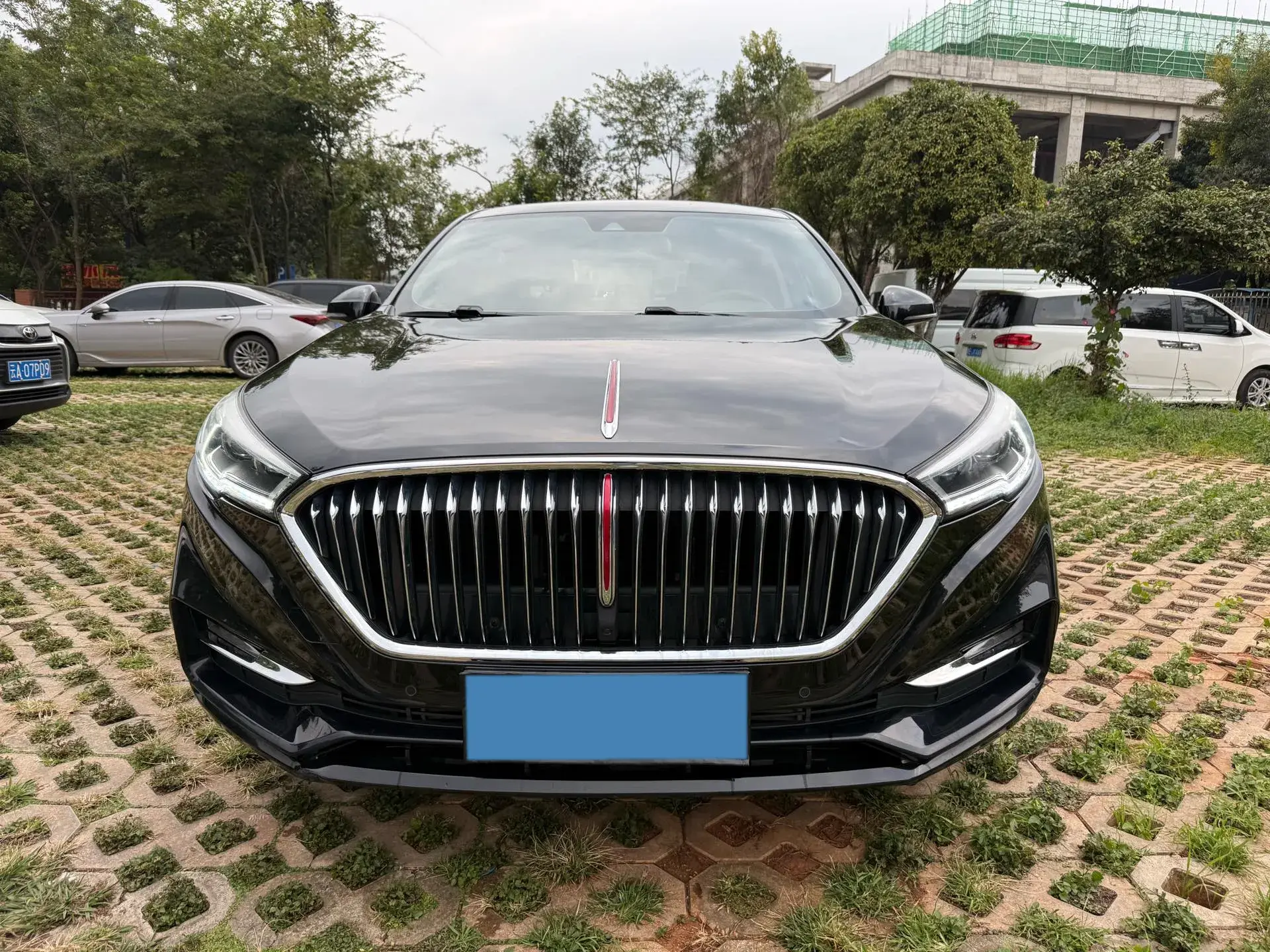 2020 HONGQI H5 thumbnail 2
