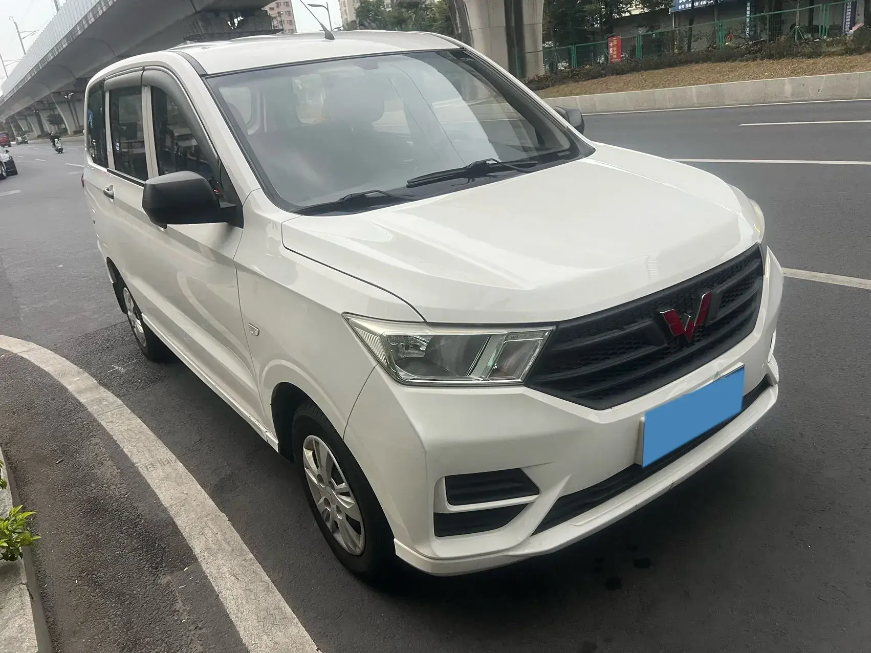 2019 WULING HONGGUANG thumbnail 3