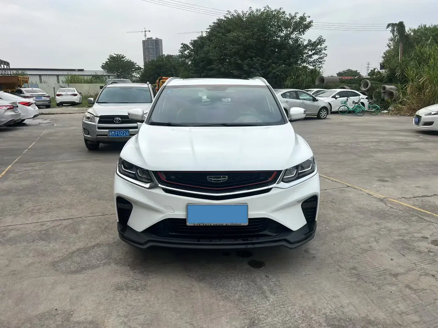 2019 GEELY COOLRAY thumbnail 2