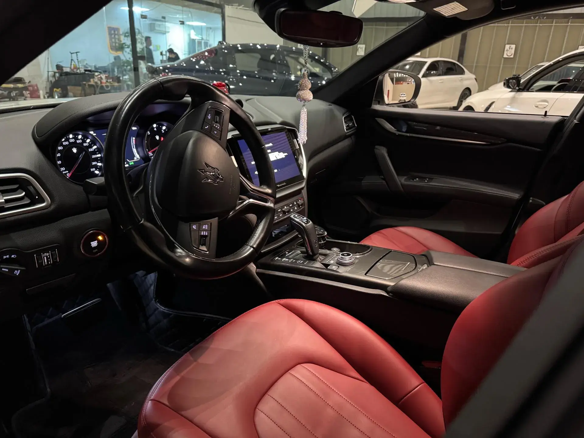 2022 MASERATI GHIBLI thumbnail 3