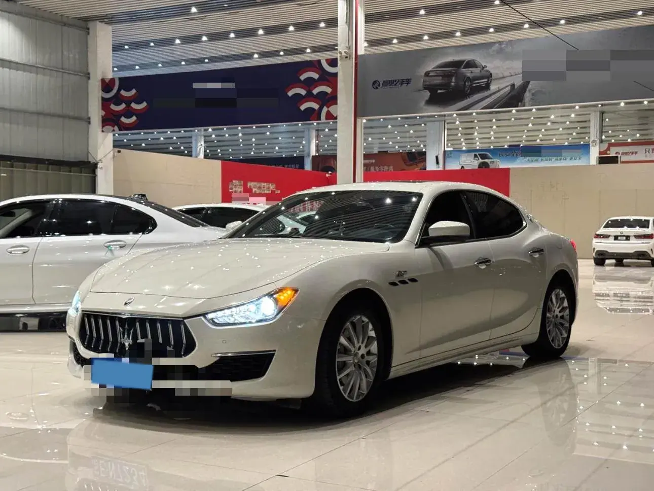 2022 MASERATI GHIBLI view 1