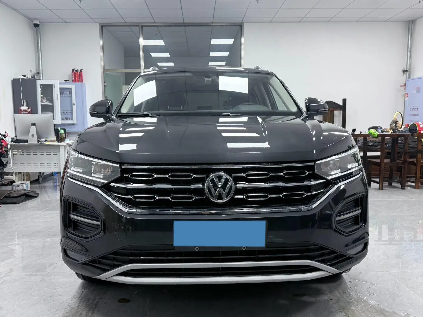 2021 VOLKSWAGEN TAYRON thumbnail 2