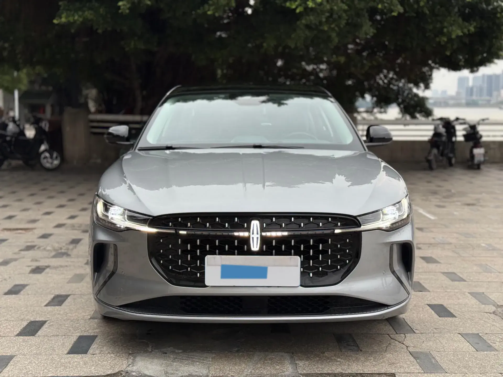 2024 LINCOLN Z thumbnail 2