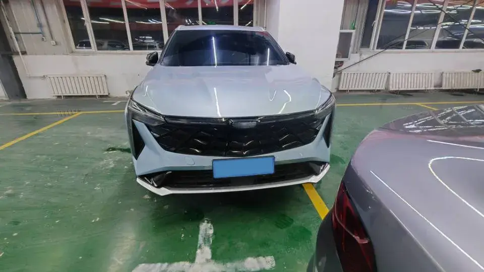 2023 GEELY AZKARRA thumbnail 4