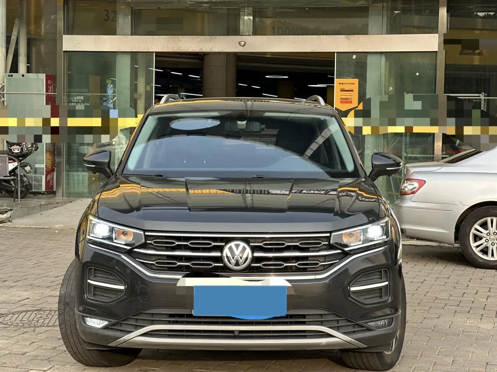 2019 VOLKSWAGEN TAYRON thumbnail 2