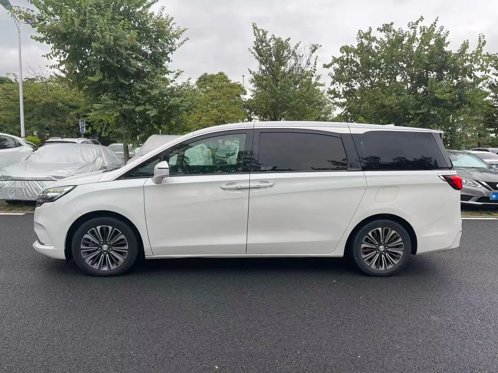 2020 BUICK GL8 thumbnail 4