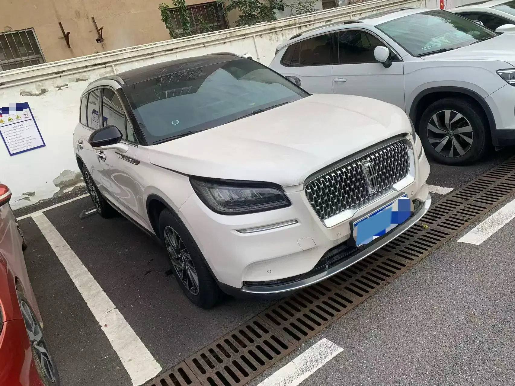 2020 LINCOLN CORSAIR thumbnail 3