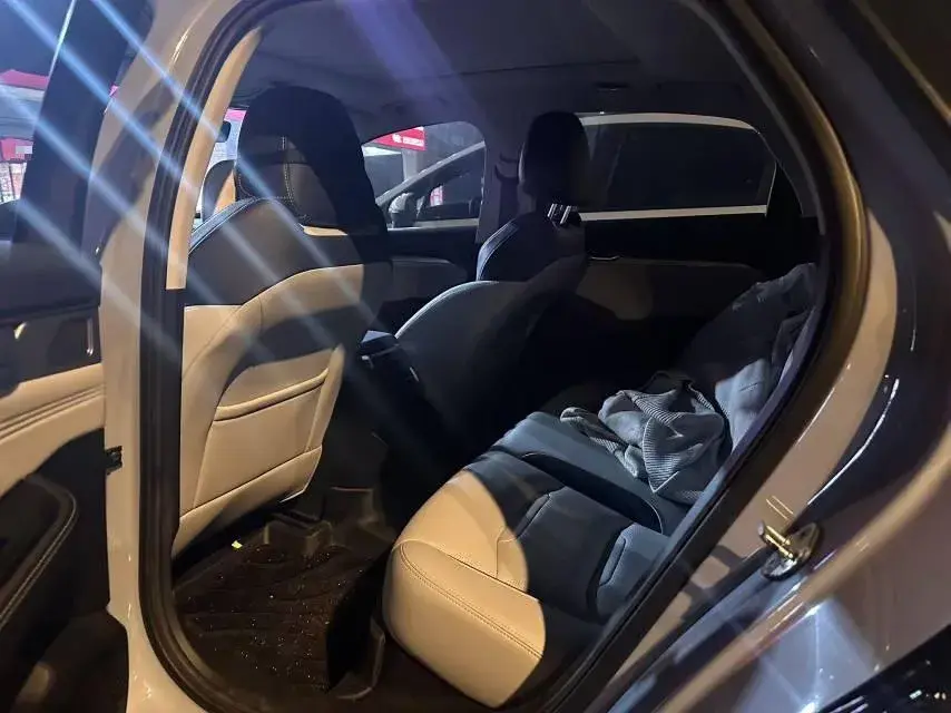 2023 GEELY PREFACE thumbnail 4