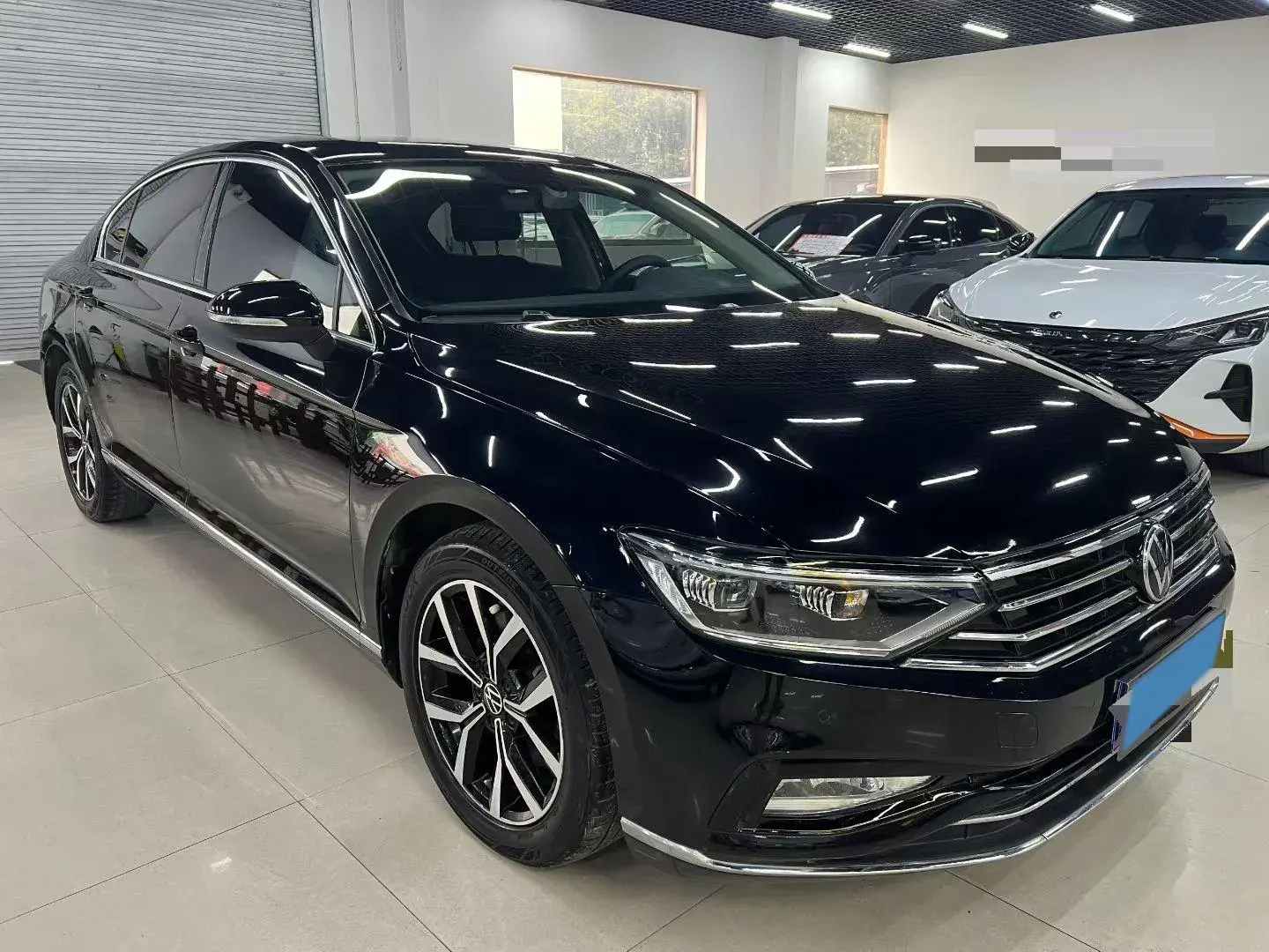 2020 VOLKSWAGEN MAGOTAN thumbnail 3