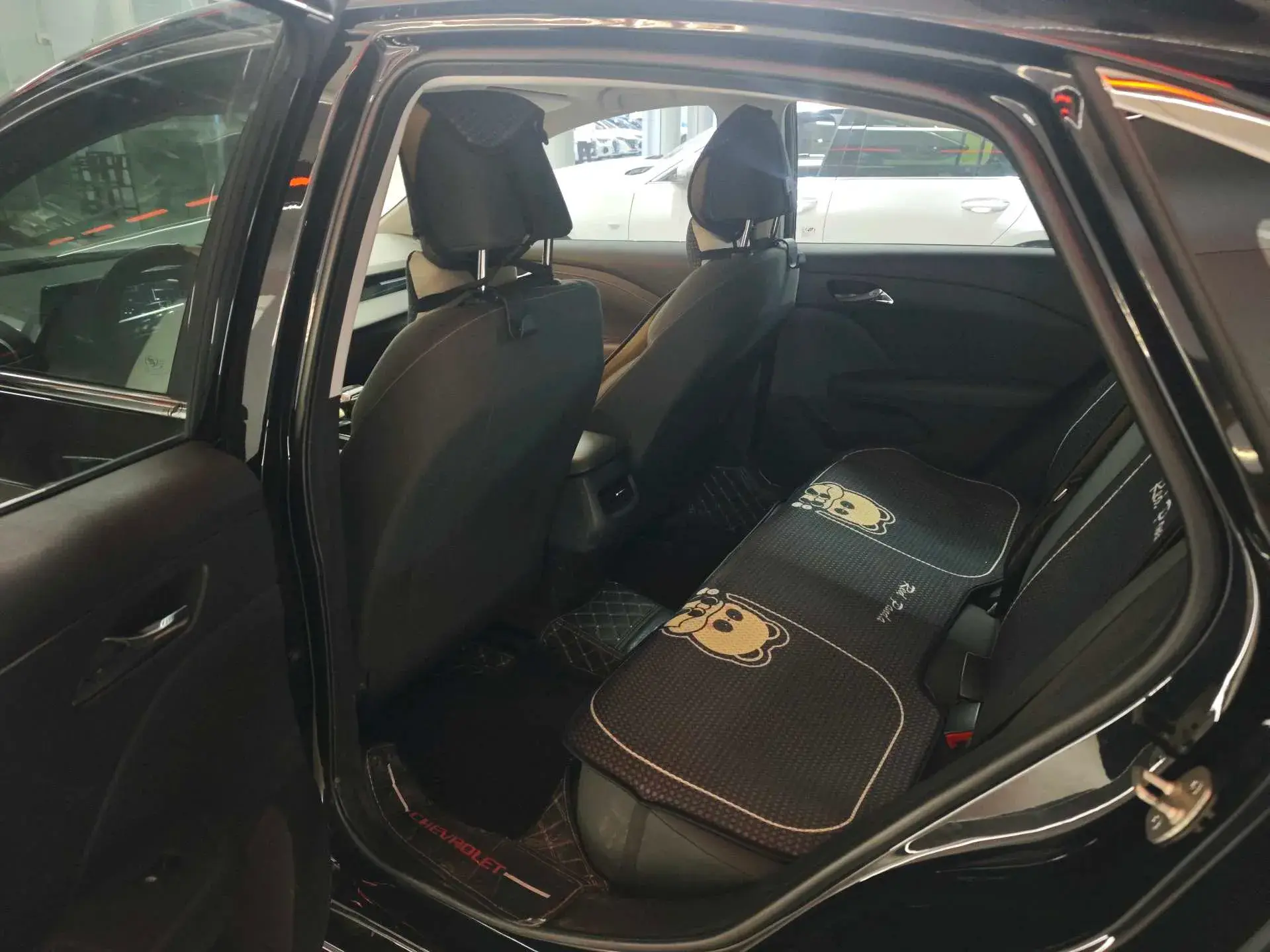 2023 CHEVROLET MONZA thumbnail 3