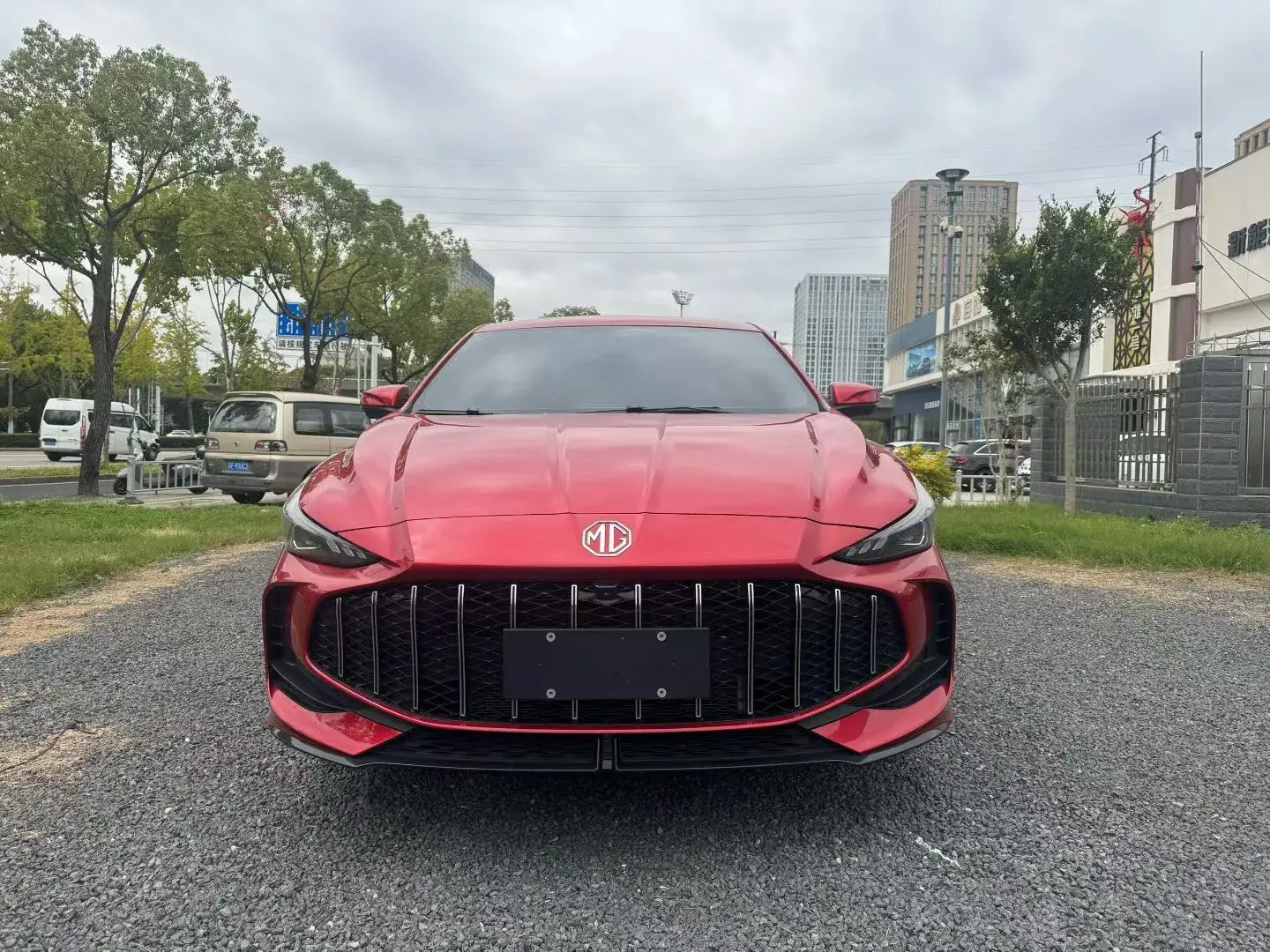 2025 MG 5 thumbnail 2