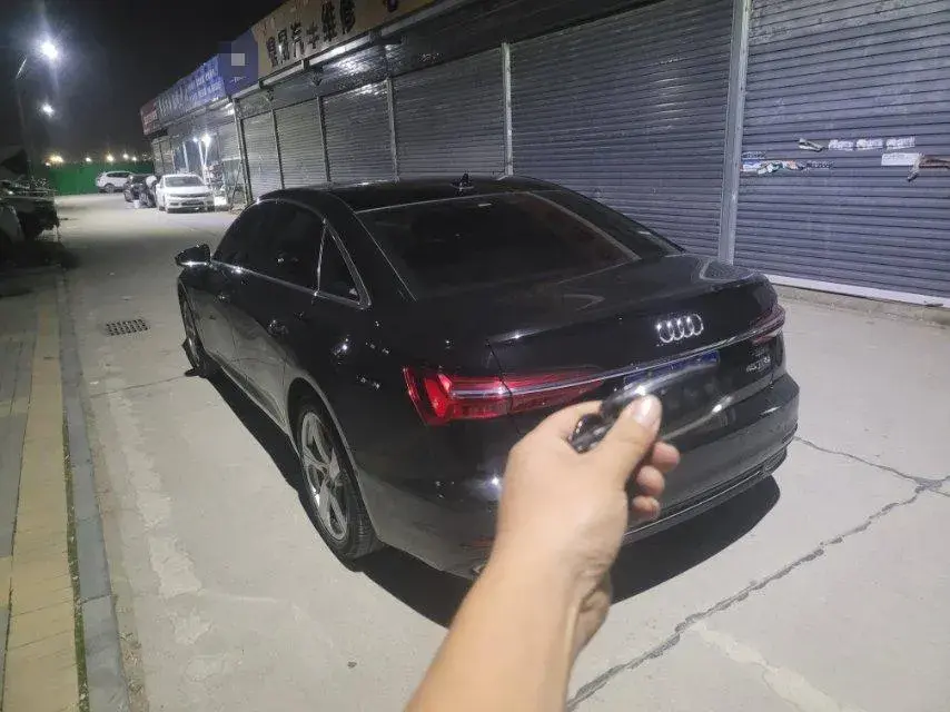 2022 AUDI A6L thumbnail 3